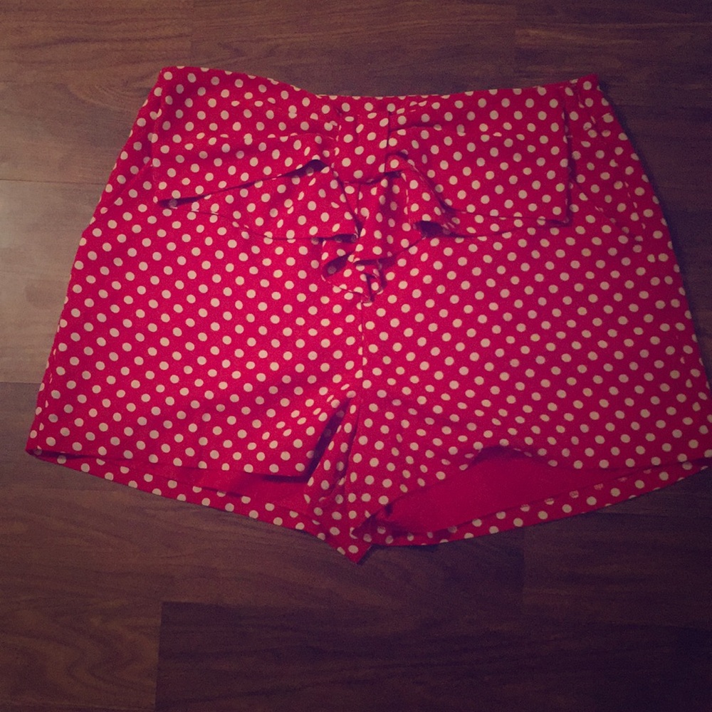 Red polka dot high waisted Disney XL 16 shorts